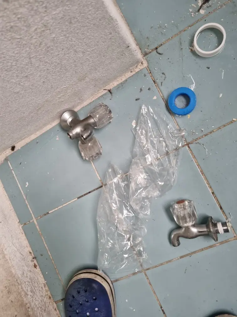 세탁실 수도꼭지 교체 6